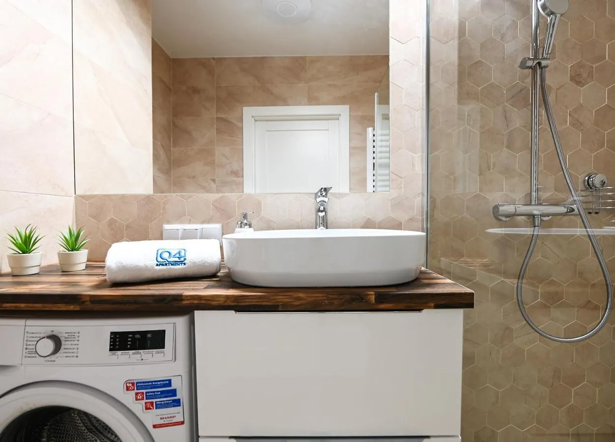 Apartamenty Aura 40 Q4Apartments Gdansk 0*,